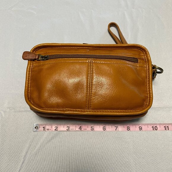 Land Leather Wristlet Wallet With Multiple Compartments & Zippers - Picture 2 of 7